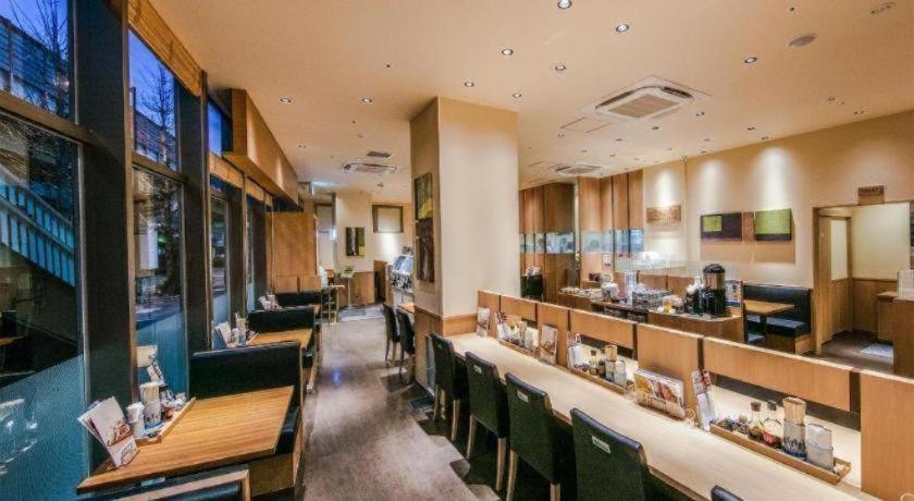 Four Points Flex By Sheraton Shin Ōsaka Exterior foto